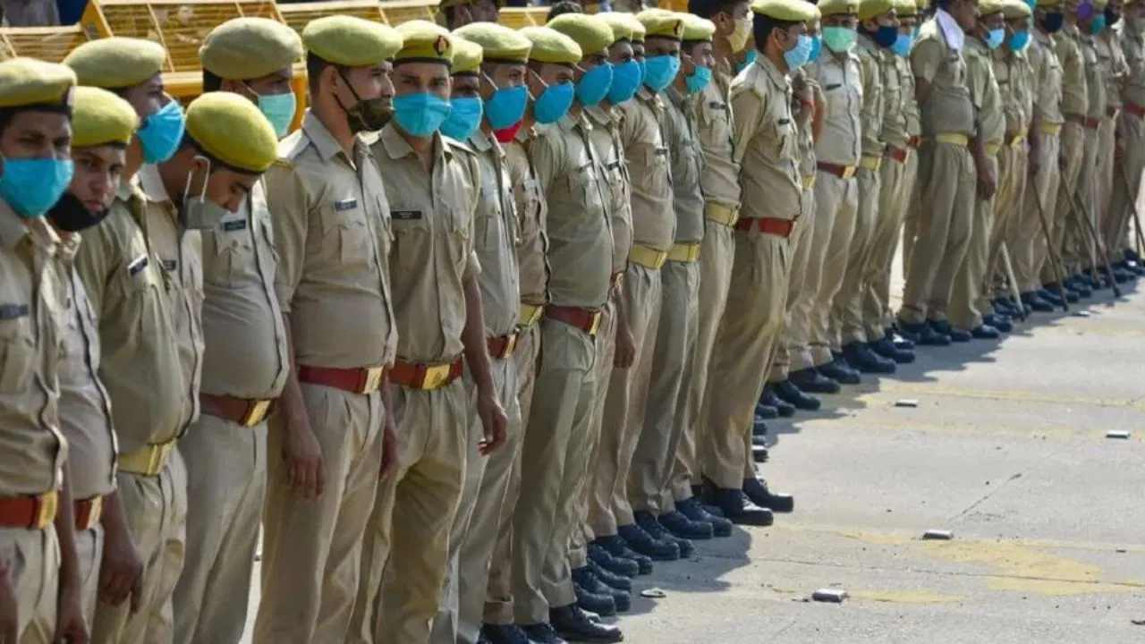 Policemen Leave