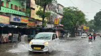  মুষলধারে বৃষ্টি দক্ষিণবঙ্গের একাধিক জেলায়, সারাদিন কেমন থাকবে আবহাওয়া? 