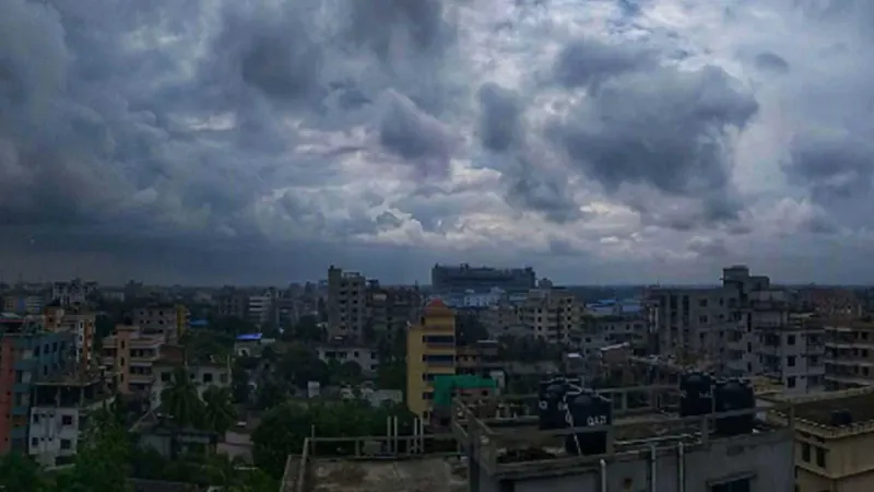 গরমের মাঝেই আকাশে কালো মেঘ, দোলের দিন ভিজবে দক্ষিণবঙ্গ? আবহাওয়ার আপডেট
