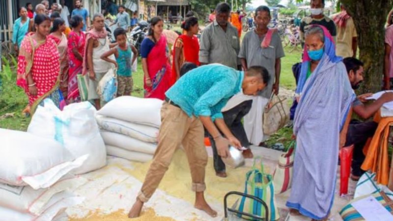 এই ক্রেডিট কার্ড বাতিল হবে রেশন কার্ড? সরকারের নতুন নিয়ম জারি