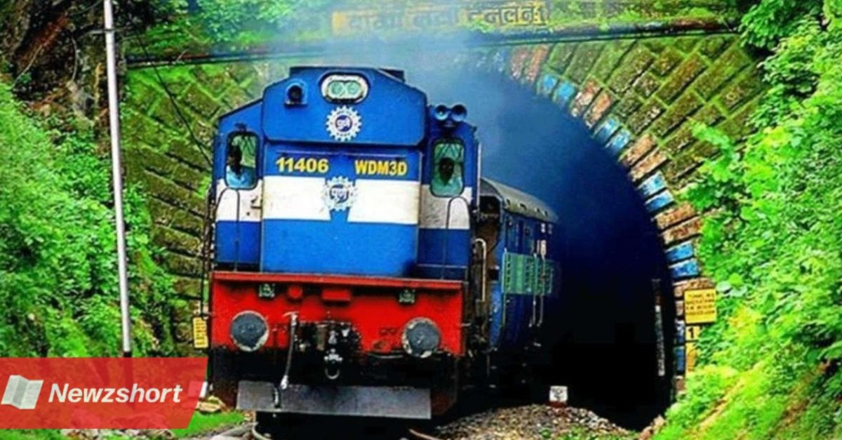 Vivek Express,Sewagram SF Express,Indian Railway,সেবাগ্রাম এসএফ এক্সপ্রেস,বিবেক এক্সপ্রেস,ইণ্ডিয়ান রেলওয়ে