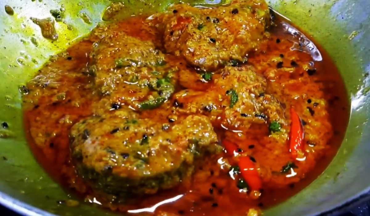 Bengali Macher Tel Jhal Recipe