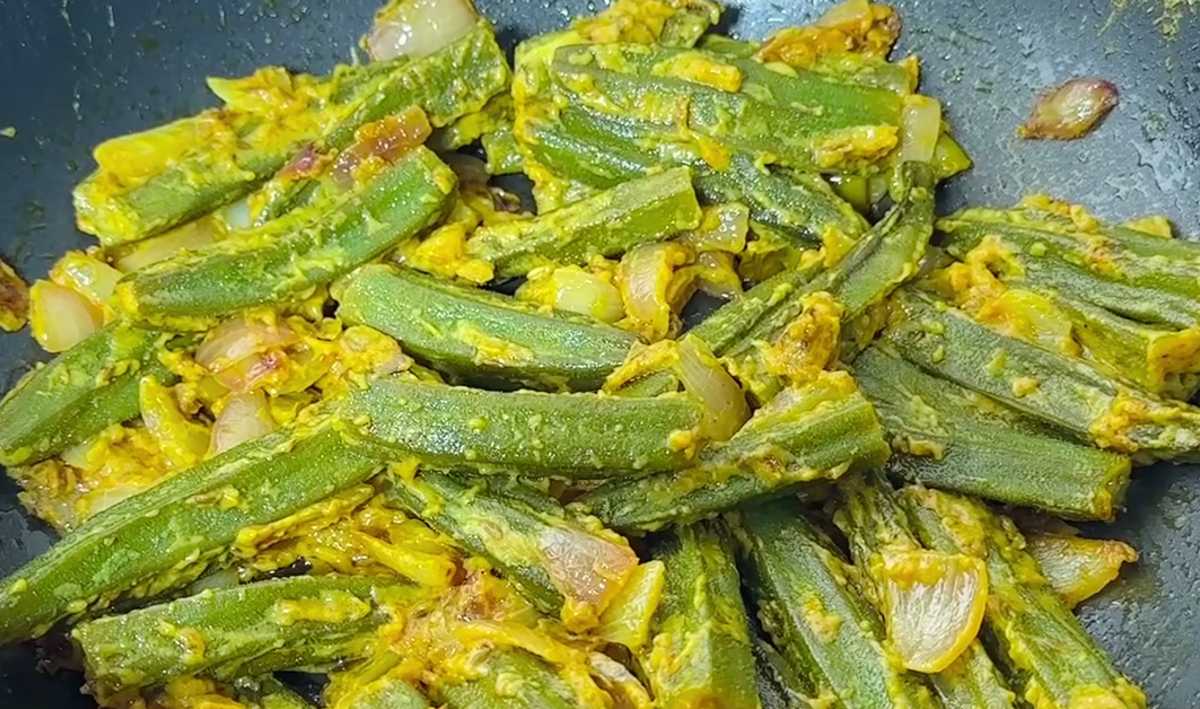 Chatpata Bhindi Recipe