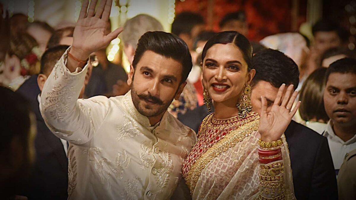 Deepika Padukone gives birth to first child Ranveer Singn becam father