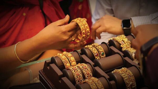 Gold Price hiked again See GOld and Silver Rates today in Kolkata