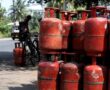 দীপাবলির মাঝেই বড় ঝটকা! ৬১ টাকা বাড়ল LPG গ্যাসের রেট, কলকাতায় দাম হল কত?