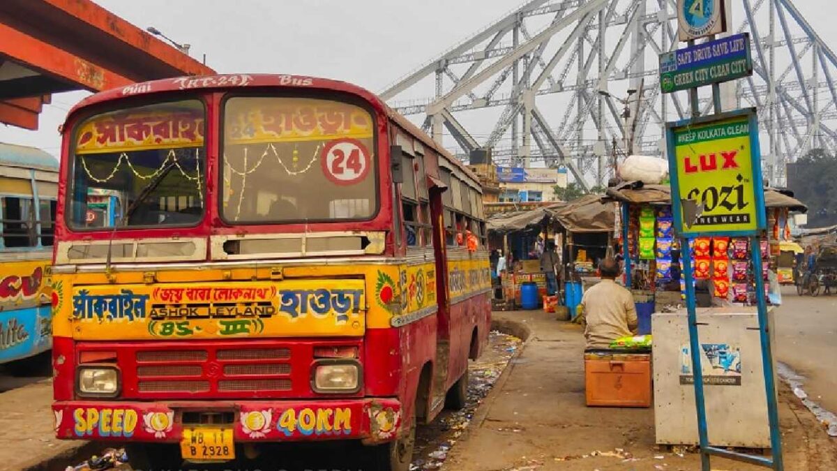 more than 2500 Private Bus will be lifted from Kolkata due to Enviornment Rule