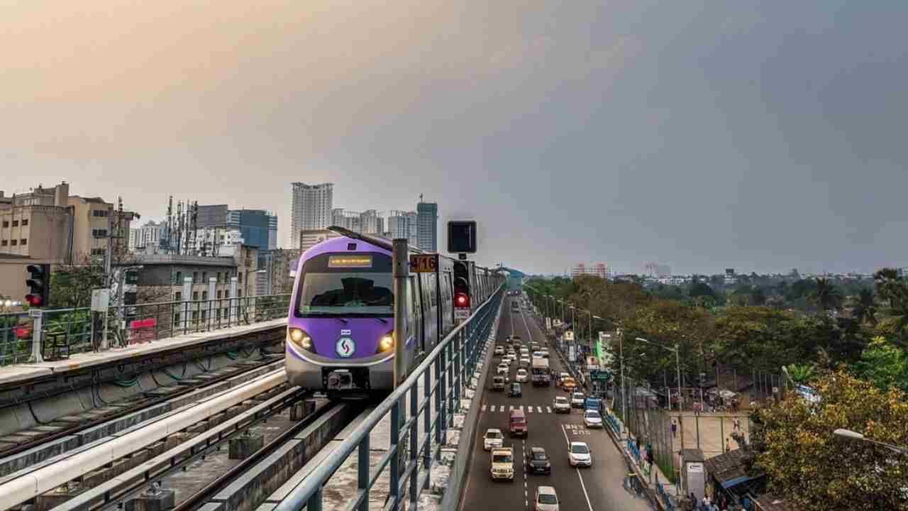 Howrah-Salt Lake Metro