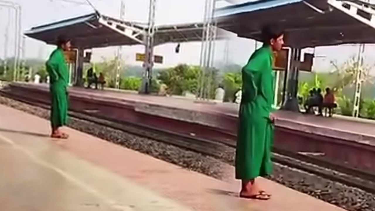 Man mastuebates in Begampur Railway Station Video viral over social media