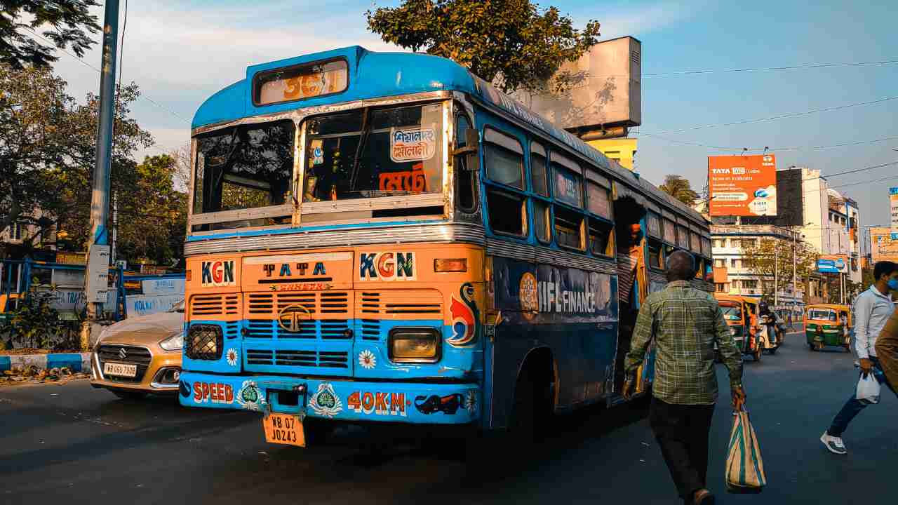 Bus Service Kolkata